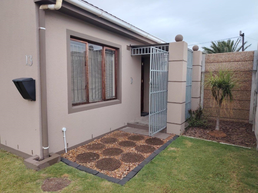 To Let 3 Bedroom Property for Rent in Windsor Park Western Cape